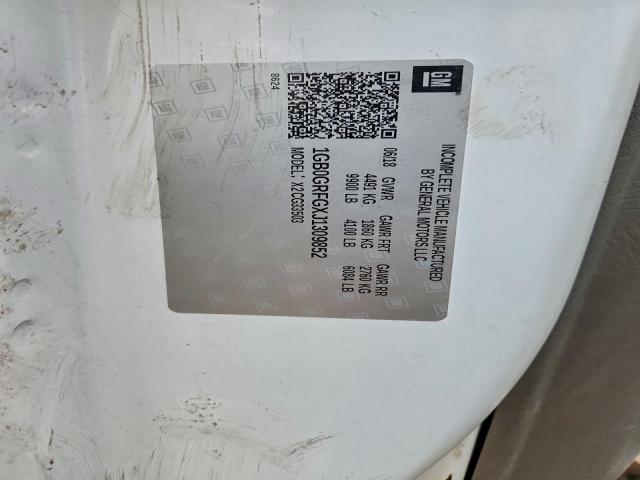 Chevrolet Express Image 13