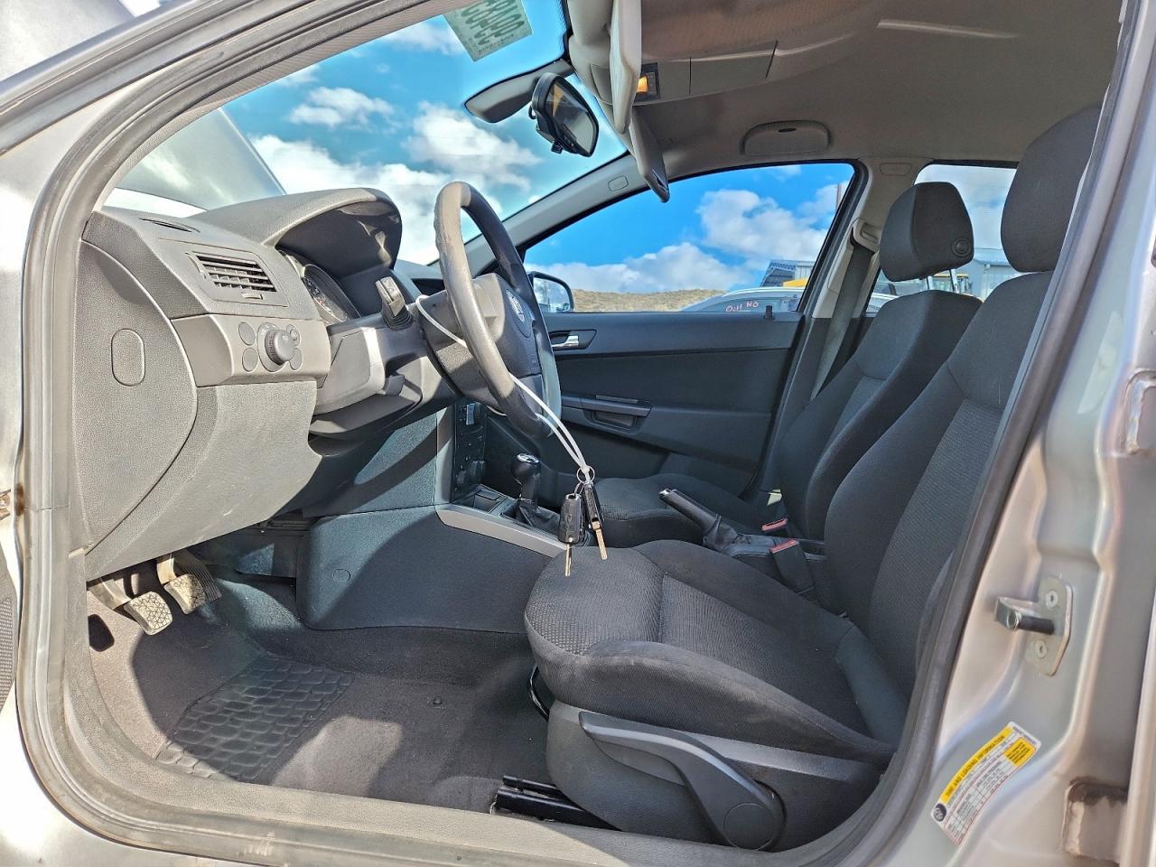 Saturn Astra Xe Image 4