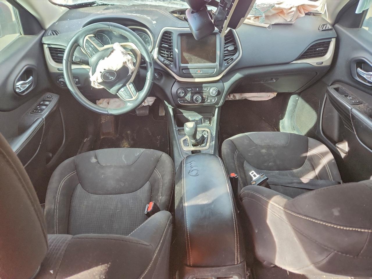 Jeep Grand Cherokee Latitude Image 10