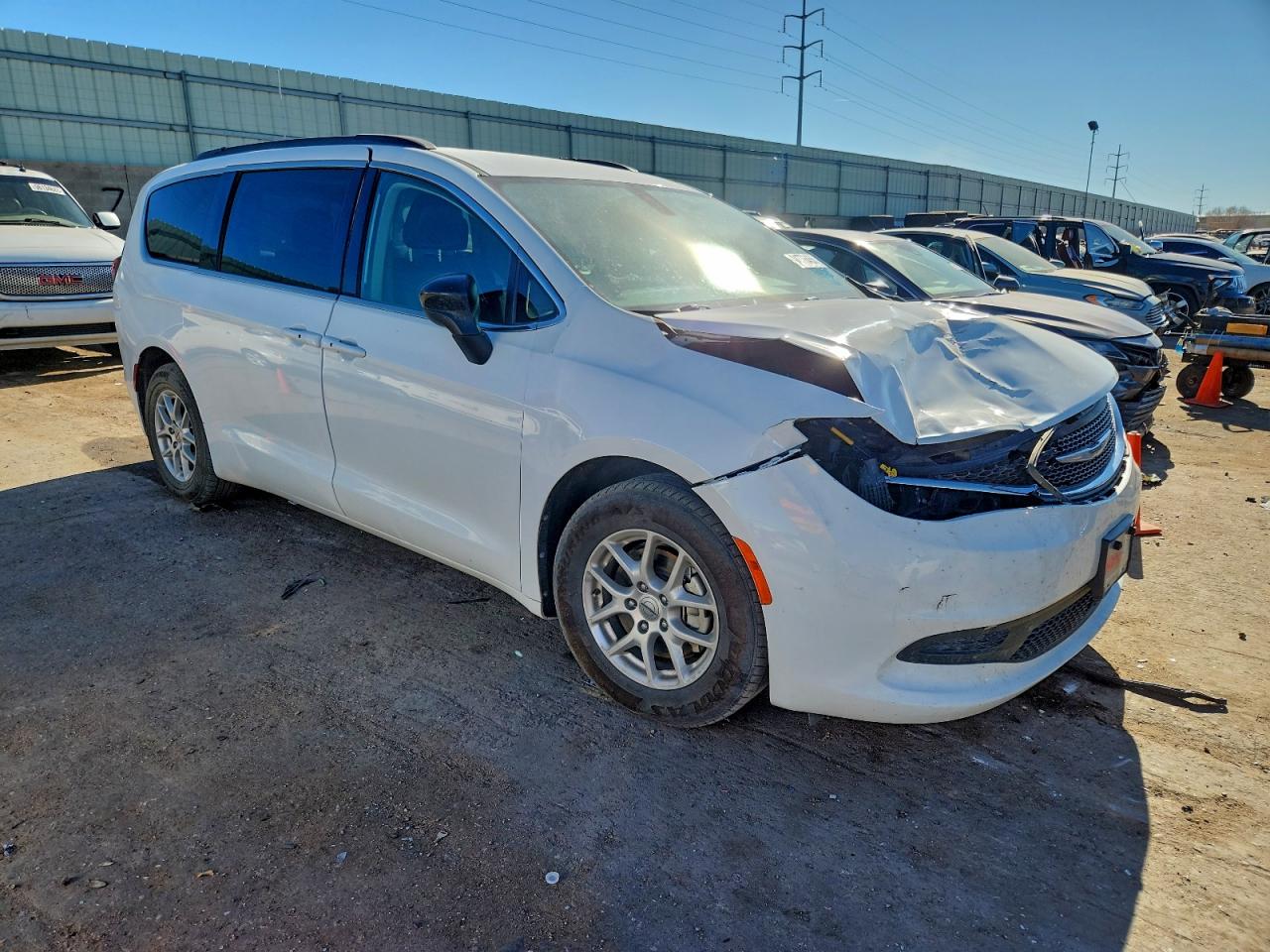 Chrysler Minivan Lxi Image 4