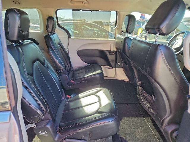 Chrysler Minivan Lxi Image 12