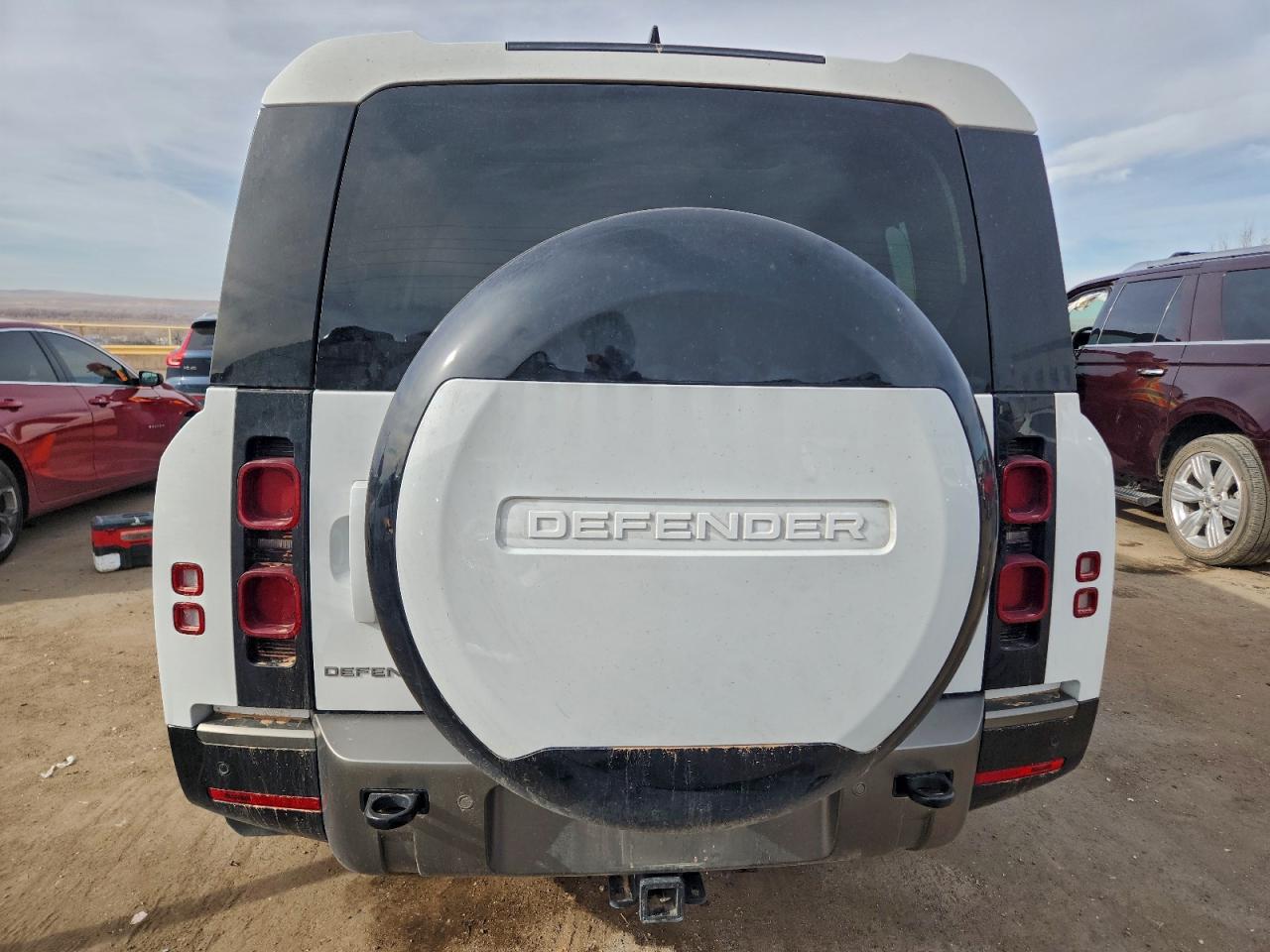 Land Rover Defender 130 X-dynamic Se Image 6