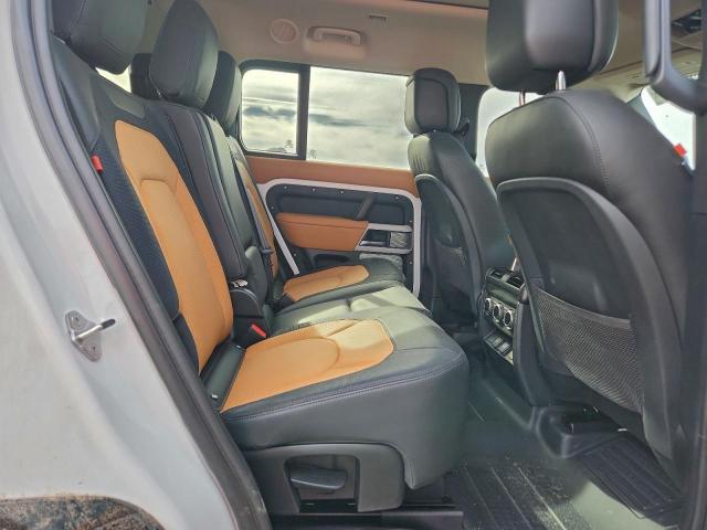 Land Rover Defender 130 X-dynamic Se Image 10