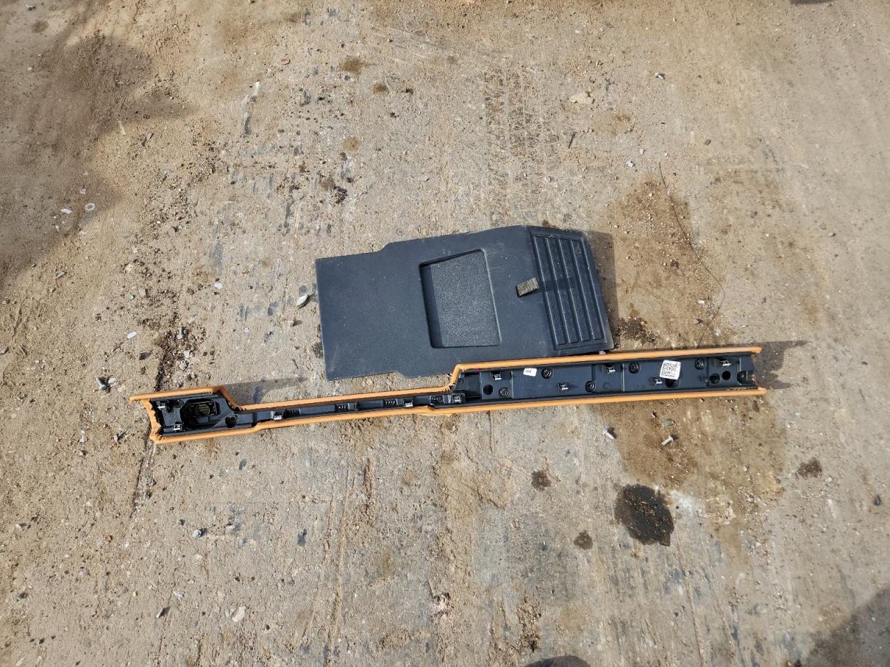 Land Rover Defender 130 X-dynamic Se Image 11