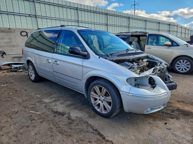 Chrysler Minivan Touring Image 13