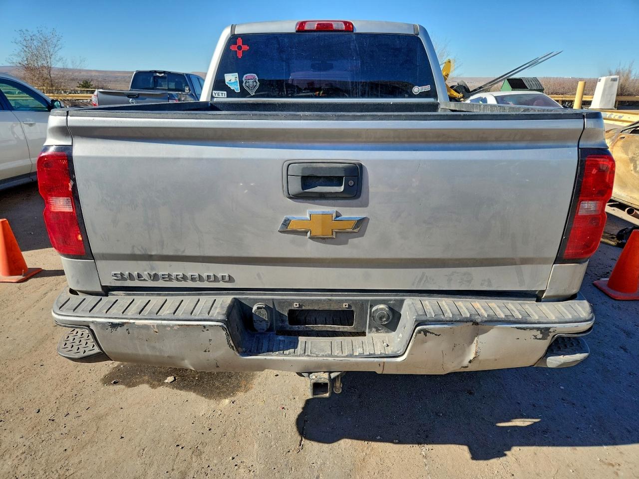 Chevrolet Silverado C1500 Custom Image 12