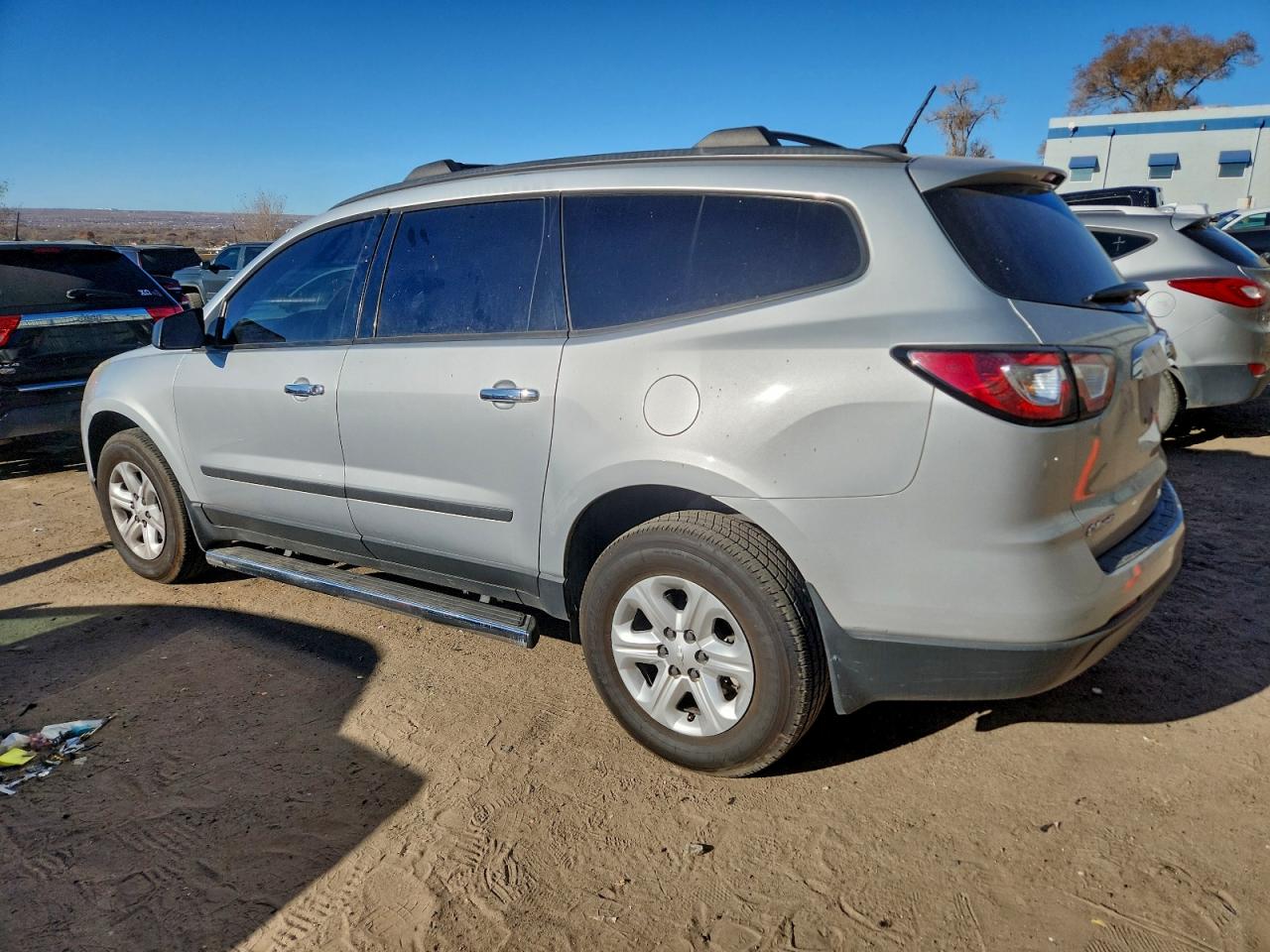 Chevrolet Traverse Ls Image 4