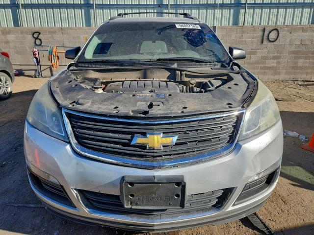 Chevrolet Traverse Ls Image 3