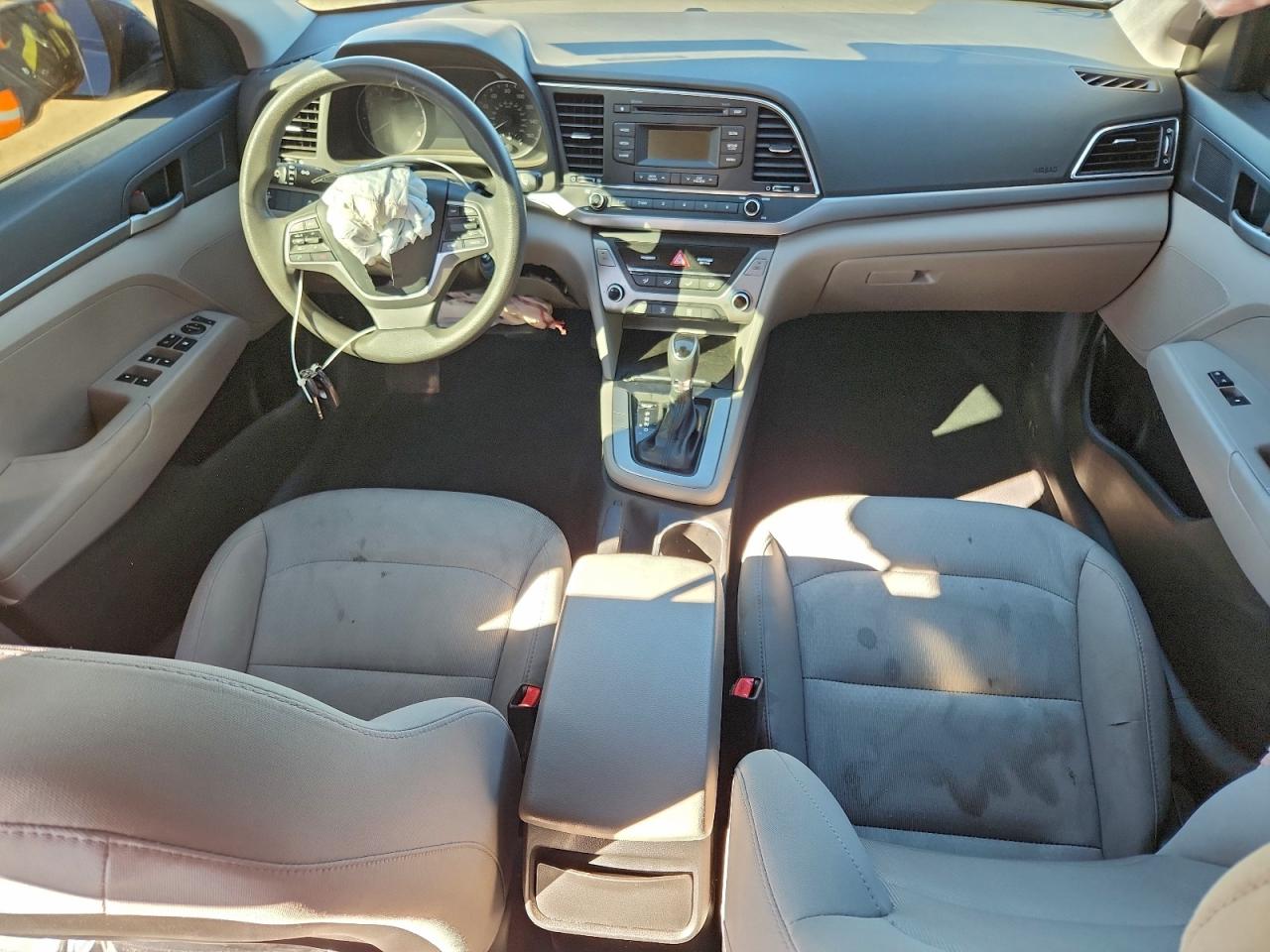 Hyundai ELANTRA Se Image 9