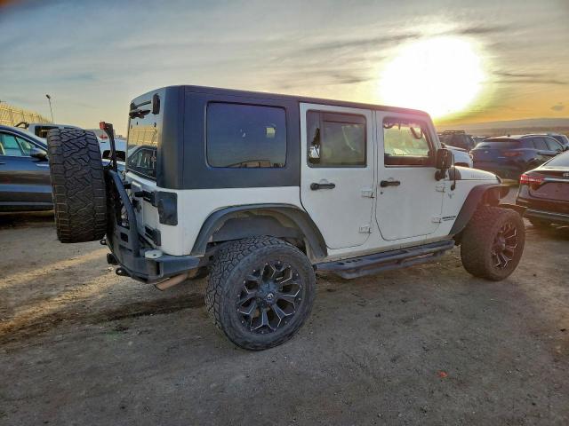 Jeep Wrangler Rubicon Image 6