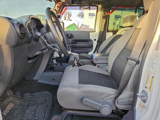 Jeep Wrangler Rubicon Image 5